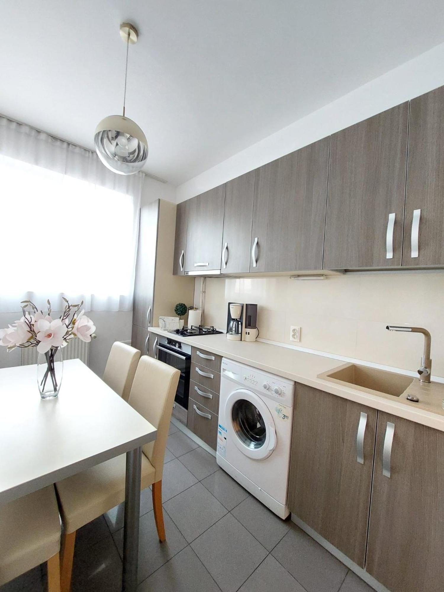 Sweet Residence Apartment Арад Екстер'єр фото